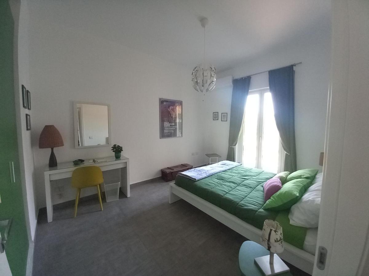 Lo Scorcio Della Neapolis Accogliente Appartamento Pressi Parco Neapolis Szirakúza Kültér fotó